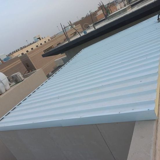 أسقف ساندوتش بانل بالرياض