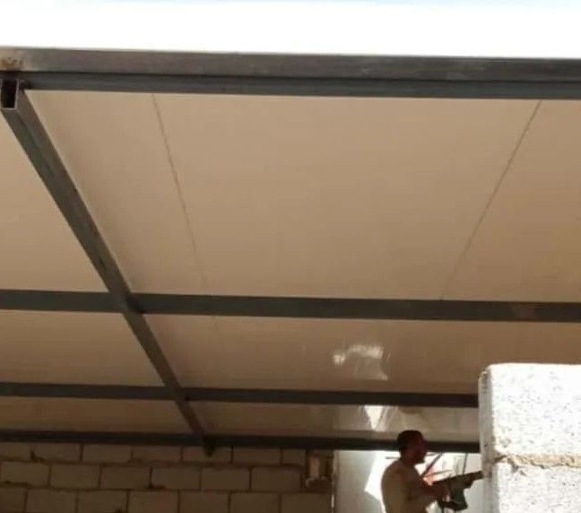 استخدامات الساندوتش بانل في الهناجر والمستودعات