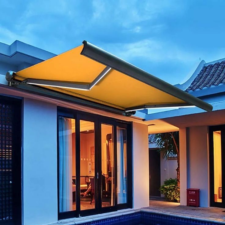 مظلات كهربائية للمنازل