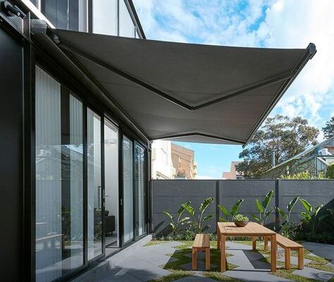 سعر المظلات الكهربائية في الرياض