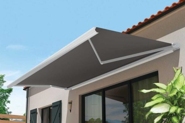 مميزات وعيوب المظلات الكهربائية قبل الشراء